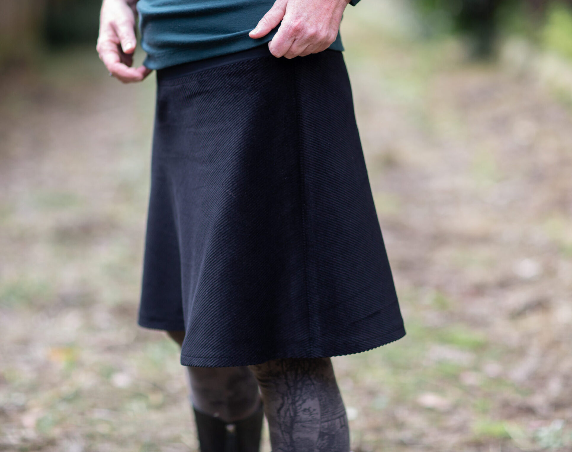 Chunky Black Plain Corduroy A-line skirt – Sheesh